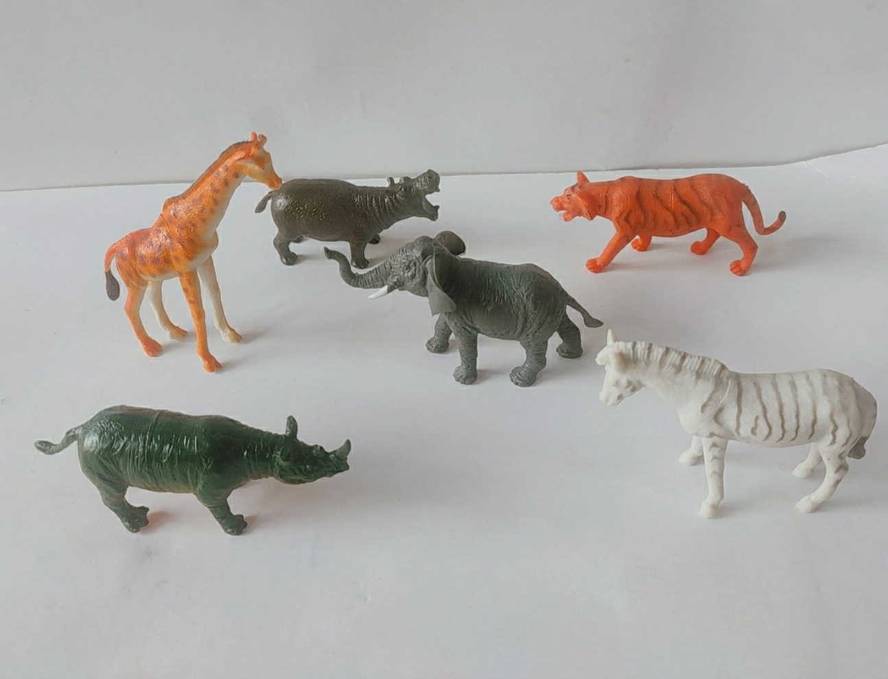 Set of 6 Wild Animals – IONICATOYS